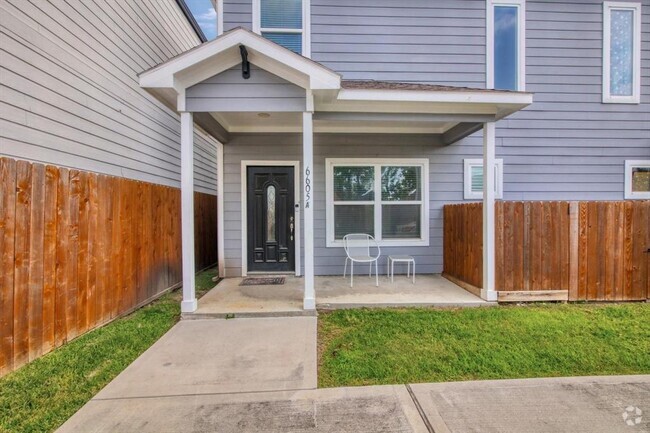 Building Photo - 6605 Avenue O Unit A Rental