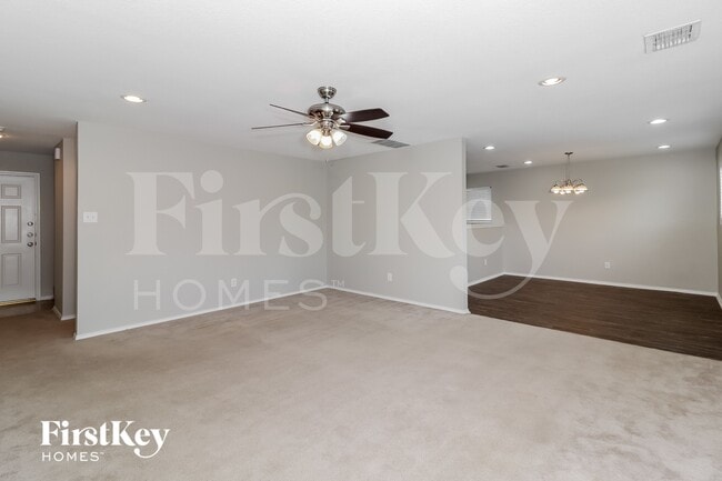 Photo - 6933 Meadow Way Ln