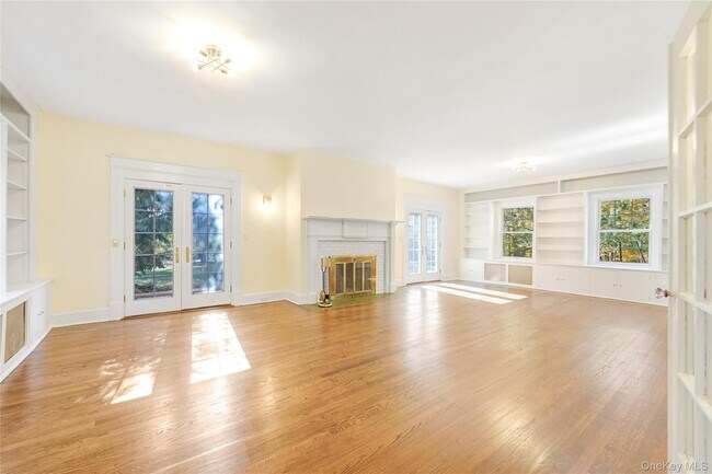 Photo - 25 Whittier Rd