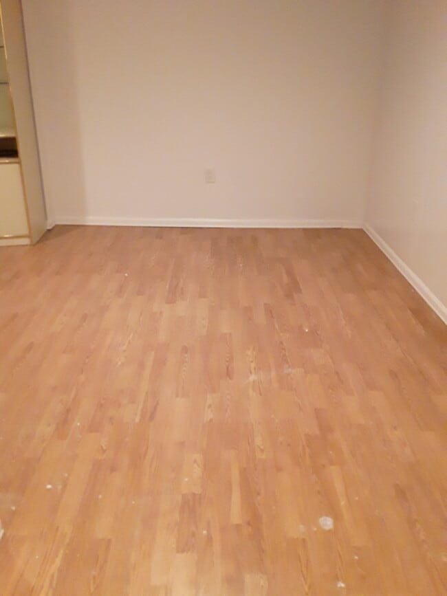 Building Photo - 1760 NE 157th Ter