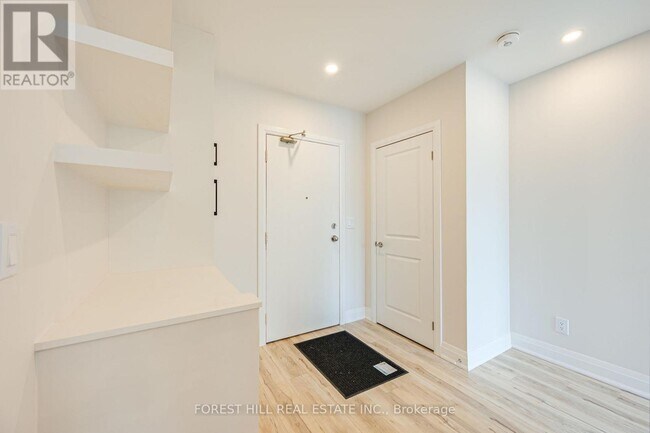 Photo - 7725 Yonge St Unité 2