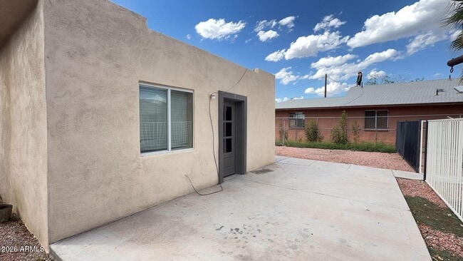 6714 N 54th Ave Unit 1