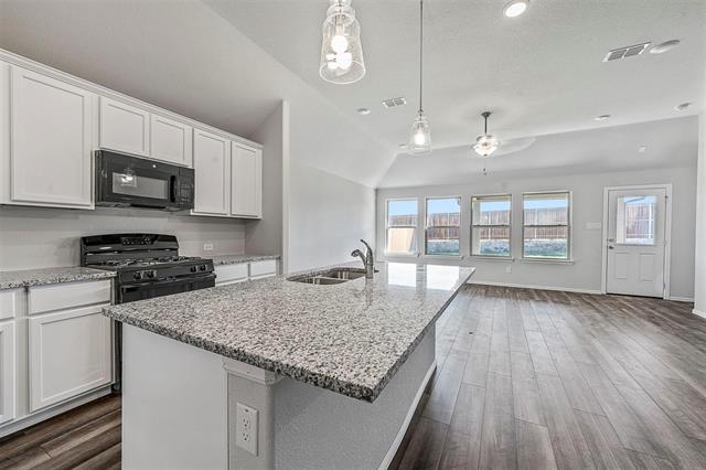 Photo - 1944 Javelina St