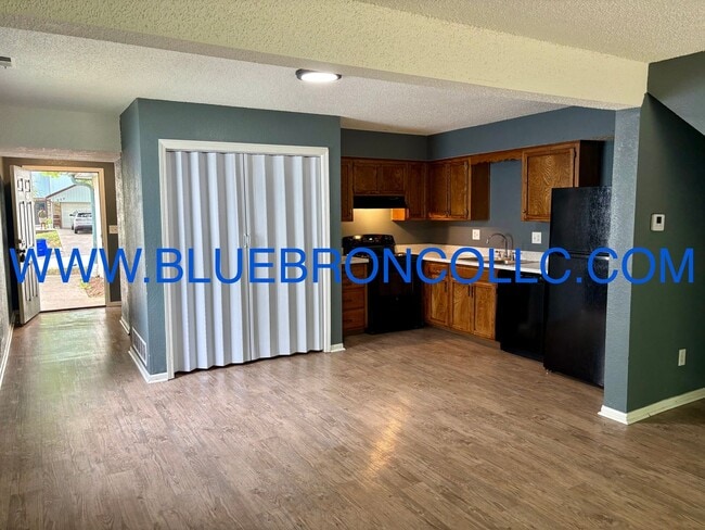 116 SW Oxford Pl