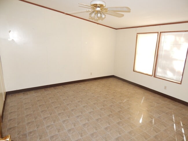 Photo - Spacious 3 Bedroom, 2 Bath Double-Wide Mobile Home