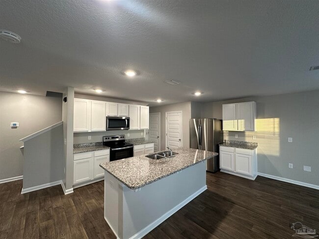 Photo - 7540 Oak Lake Blvd