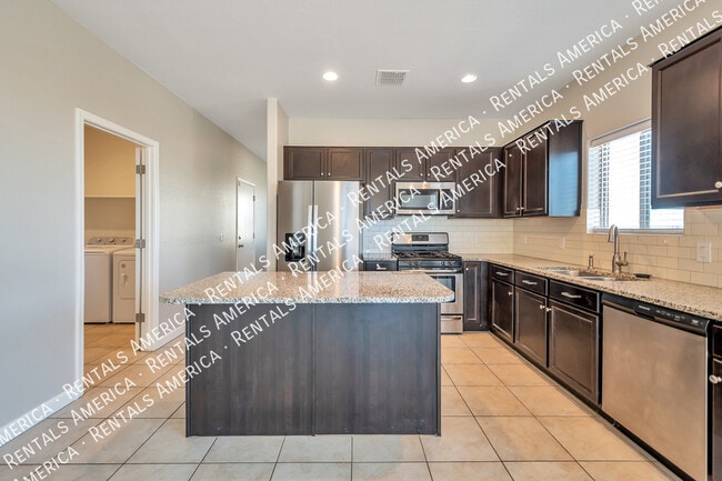 Photo - 3885 W Alabama Ln