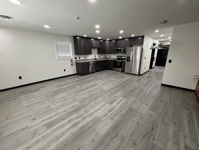 Photo - 8495 Woodbury Pike