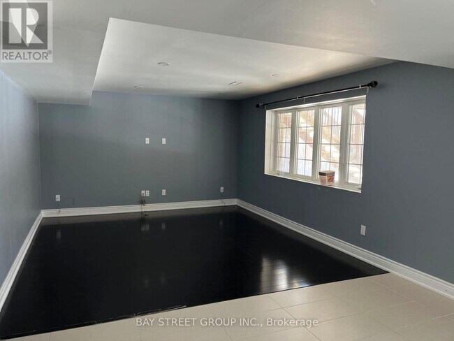 Photo - 8 Dovetail Dr