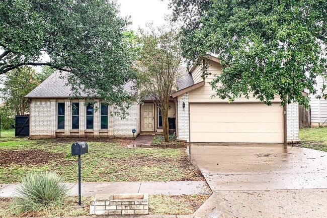 Building Photo - 11803 Hyacinth Dr