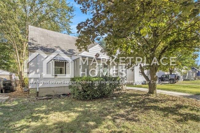 Photo - 8290 Stout St