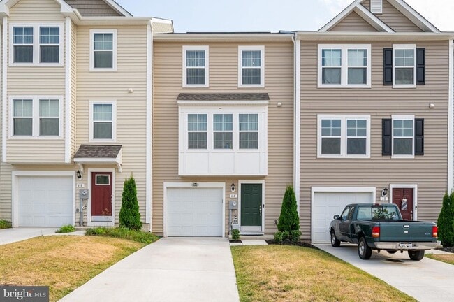 Photo - 64 Tate Manor Dr