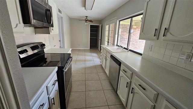 Building Photo - 470 Clear Creek Ln