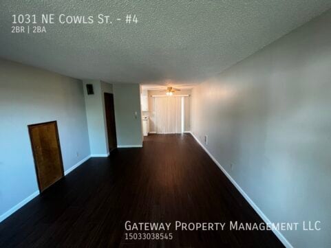 Photo - 1031 NE Cowls St