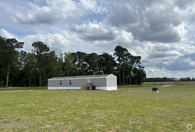 Building Photo - 4589 Mobleys Bridge Rd Rental