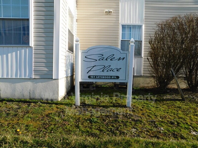 Building Photo - 404 Gatewood Ave Unit G