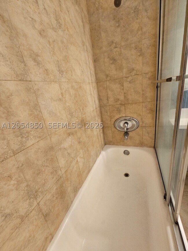 Photo - 820 Cypress Park Way Unit H2