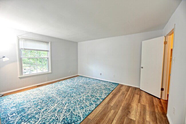 Photo - 323 Homeland Southway Unit 2A