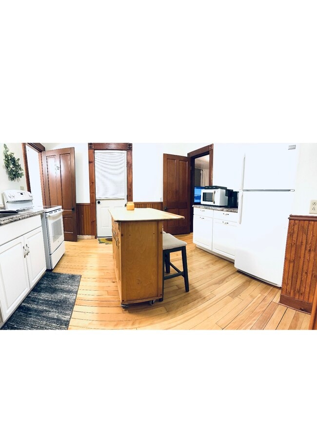 Photo - 269 Center St Unit 269 center street