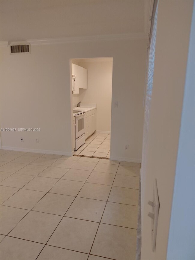 Photo - 731 Hummingbird Way Unit 10