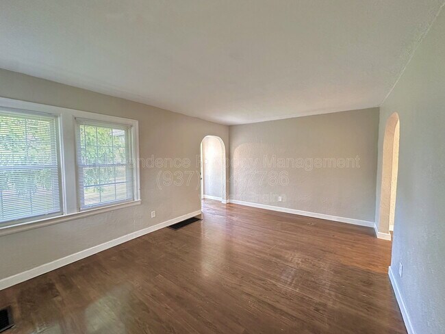Photo - 2801 Kenmore Ave