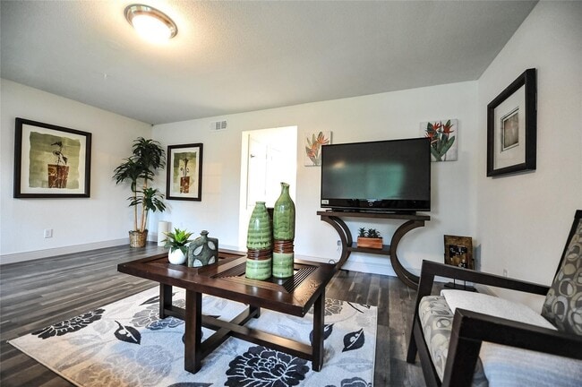 Photo - 12633 Memorial Dr Unit 71