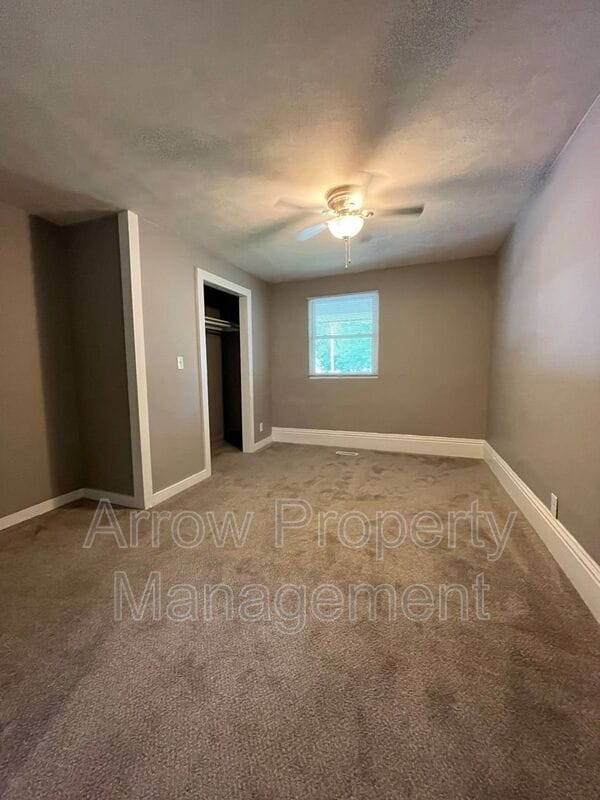 Photo - 445 N 25th St