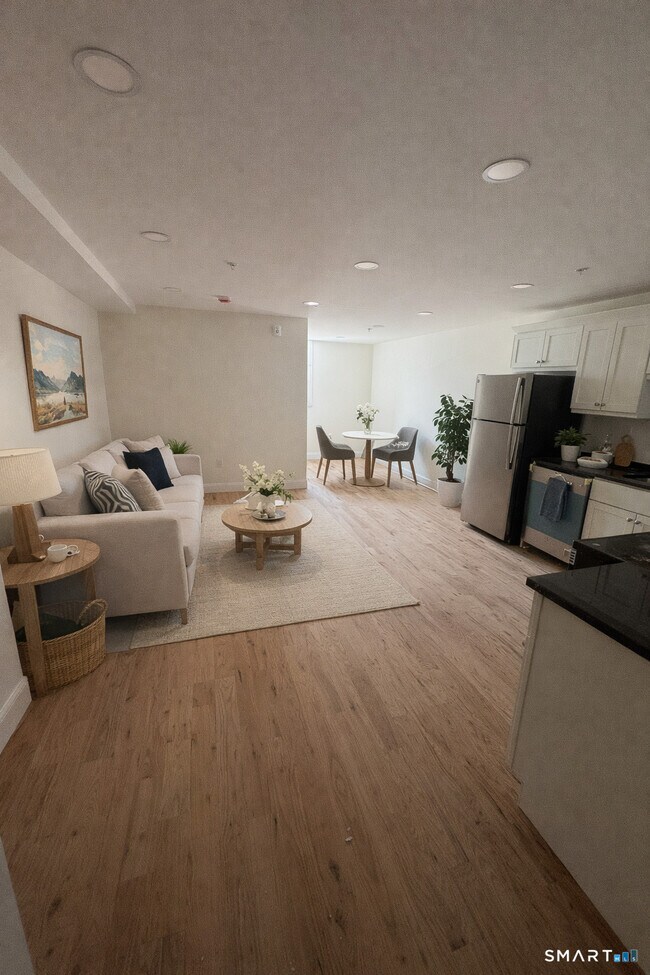 157 Green St Unit 1B