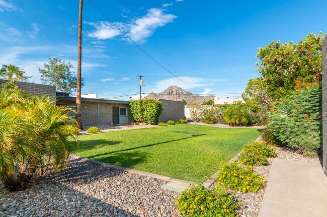 Building Photo - 1722 E Ocotillo Rd Unit 2 Rental