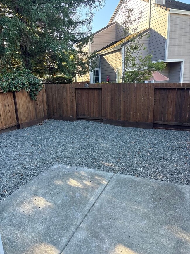 Photo - 1810 Carneros Cir