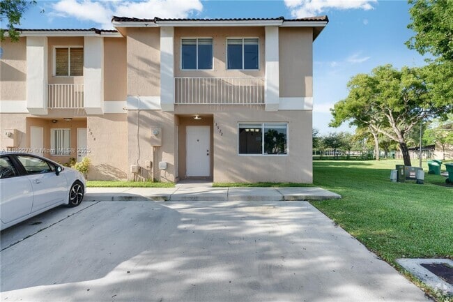 Building Photo - 13922 SW 178th St Rental