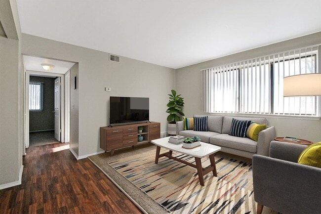 Photo - Carlyle Place