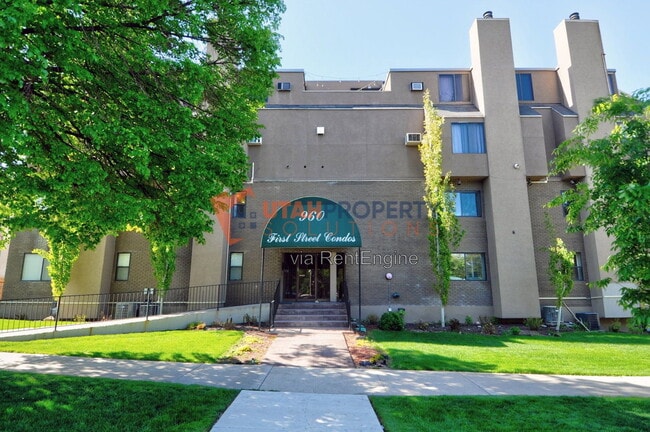 Building Photo - 960 E 100 S Unit B3