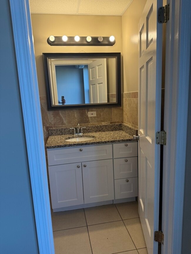 Photo - 127 N 19th Ave