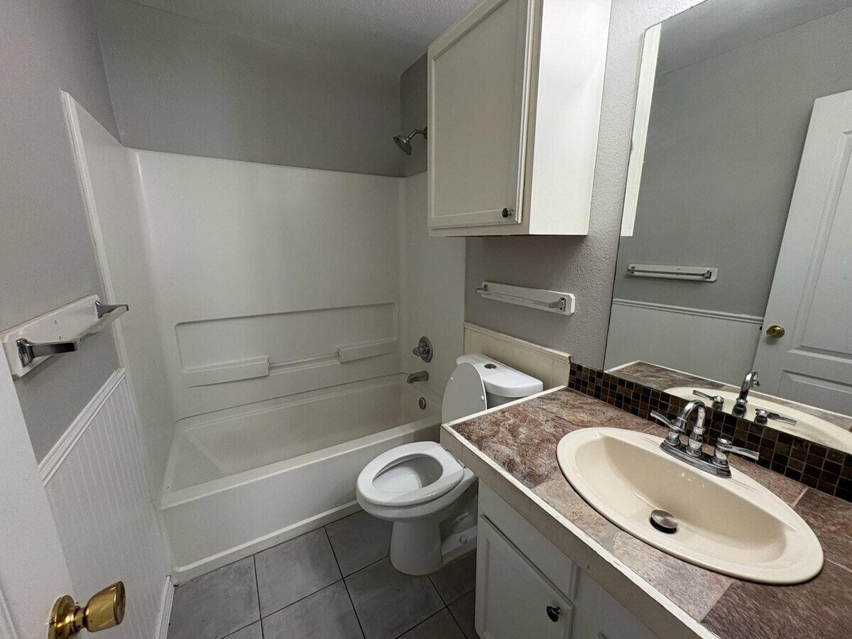 Photo - 7810 Maverick Trace Ln