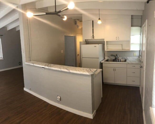 Photo - 1244 S Yale Ave