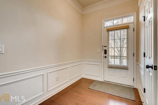 Photo - 2456 Norwood Dr SE