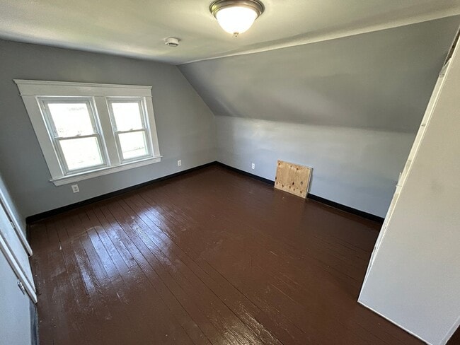 Photo - 11220 Primrose Ave
