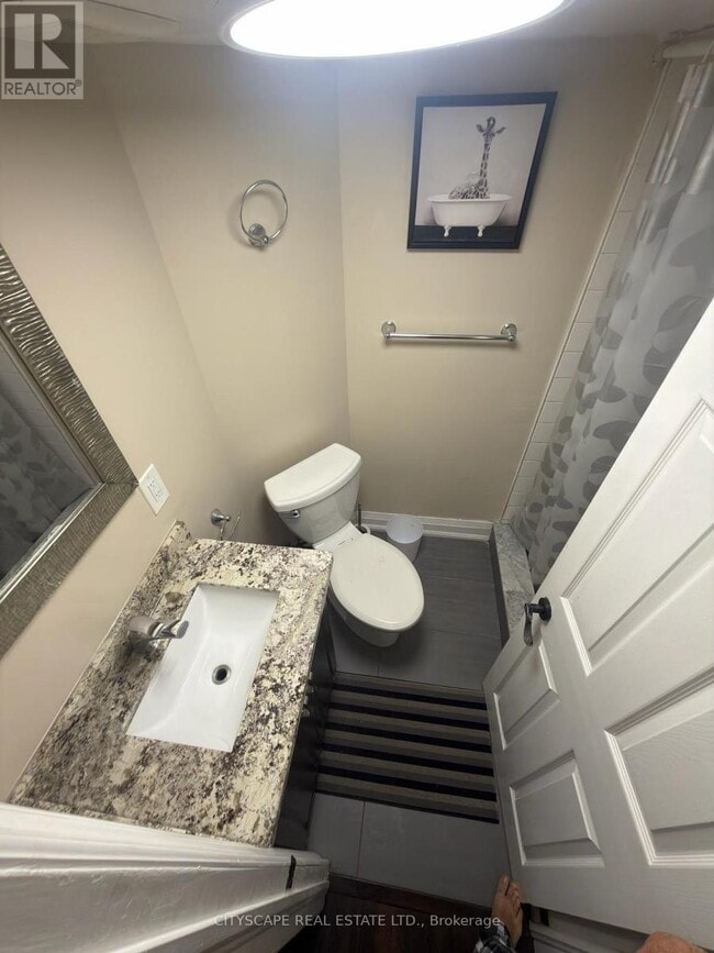 Photo - 5668 Shillington Dr