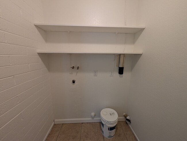 Photo - 3 Bedroom 2 Bathroom Sunrise Terrace Home