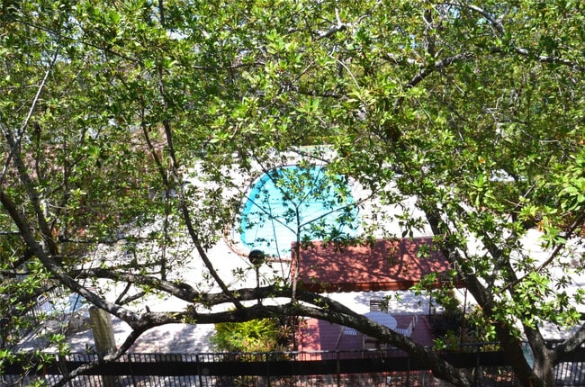 Photo - 255 S Cypress Rd Unidad 342