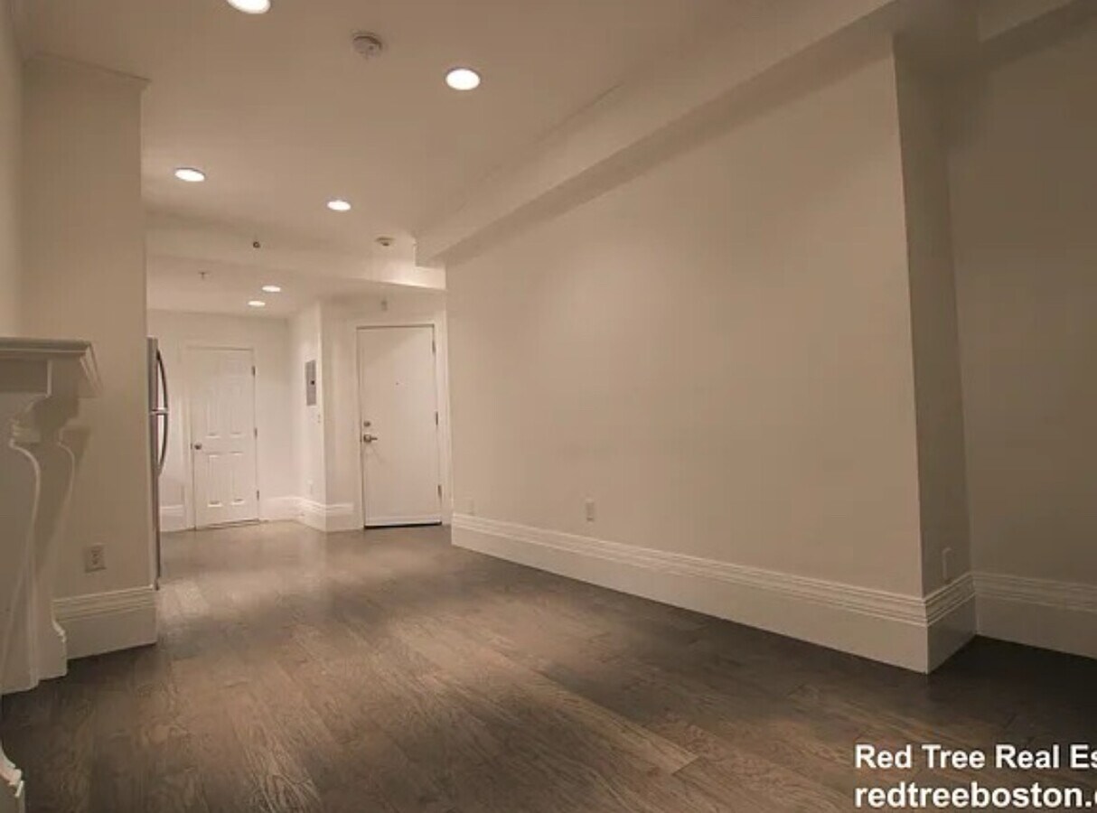 Photo - 252 Newbury St Unit 6