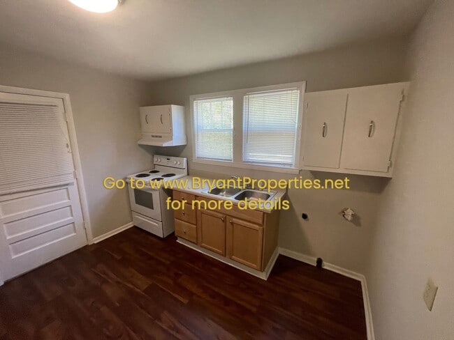 Photo - 1313 Meridian St Unit B