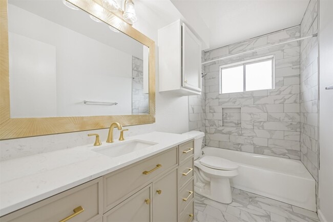 Building Photo - 1231 Lyric Ln Unit 129