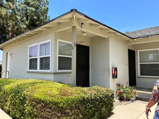 Photo - 664-670 S Eremland Dr Unidad 664