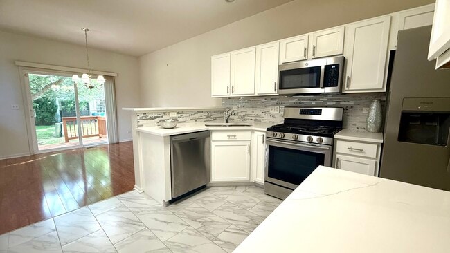 Photo - 696 S Jade Ln