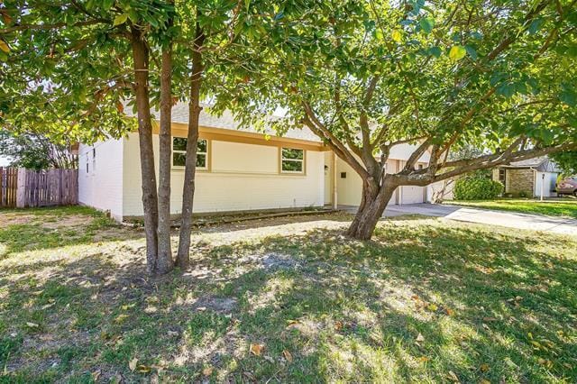 Photo - 921 Willow Cir S