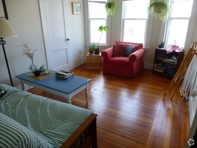 Building Photo - 161 Nicoll St Unit 3R Rental