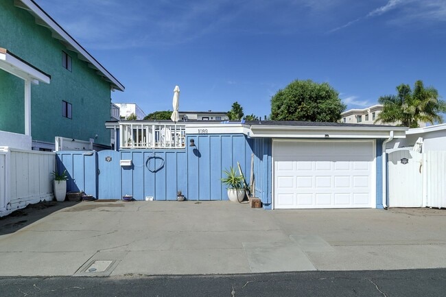 Photo - Quintessential Ventura Beach House | Furnished 3 Bed, 2 Bath | Pierpont Beach | Monthly Rental