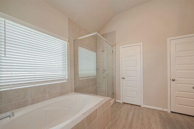 Photo - 1091 Lilly Ln